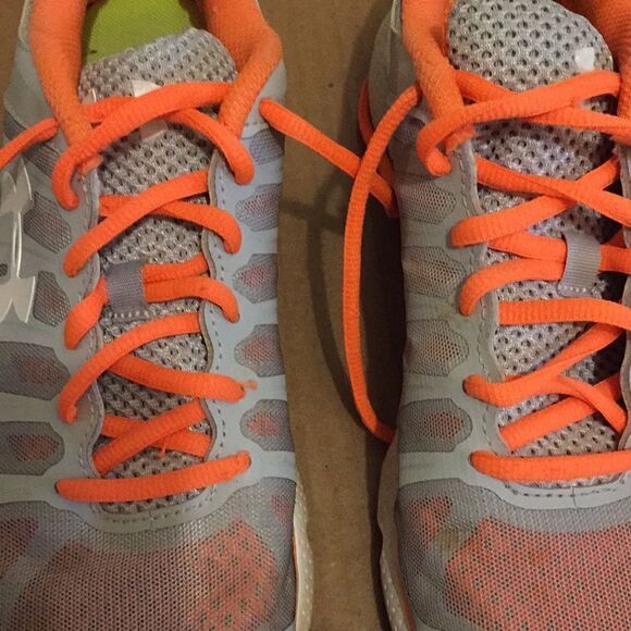 Under Aumour sneakers - Picture 2 of 11